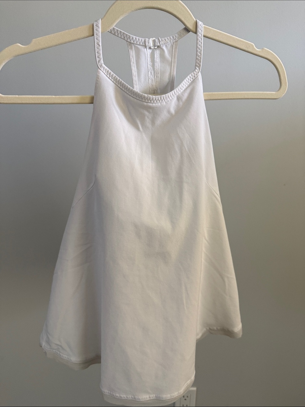 Bundle 4 white LULULEMON  tops- authentic and perfect condition